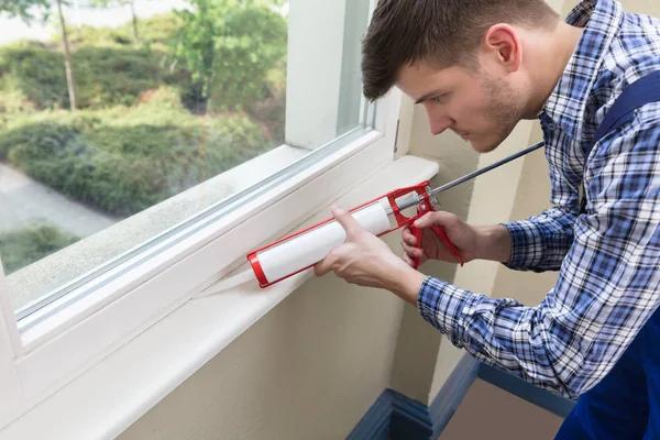 Choosing the Right Window Contractors in Deerfield Beach: A Comprehensive Guide