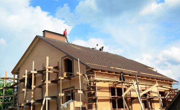 Planning Your Roof Replacement with Columbia Roofing Professionals