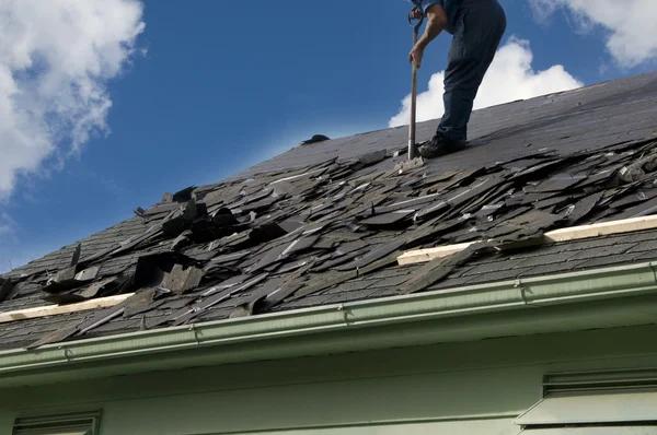 What to Expect from a Professional Roof Installation Contractor