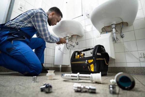 Emergency Plumber Service 24 Hours Available