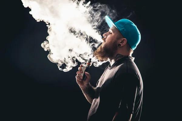 Vape High vs Smoking High: How the Experience Compares