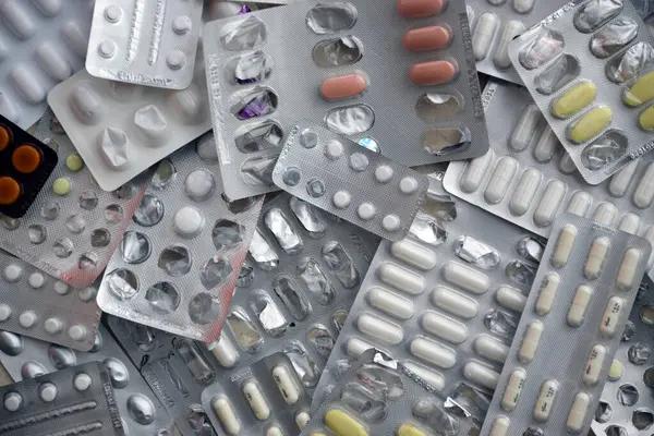 Alpha Creations: Leading Supplement Manufacturer for Capsules, Powders, and Gummies